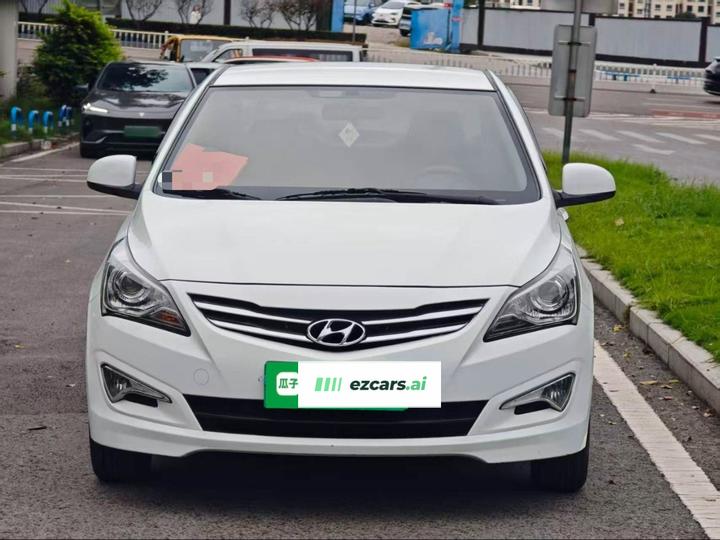Verna 2014 1.4L AT Smart GLS photo 2
