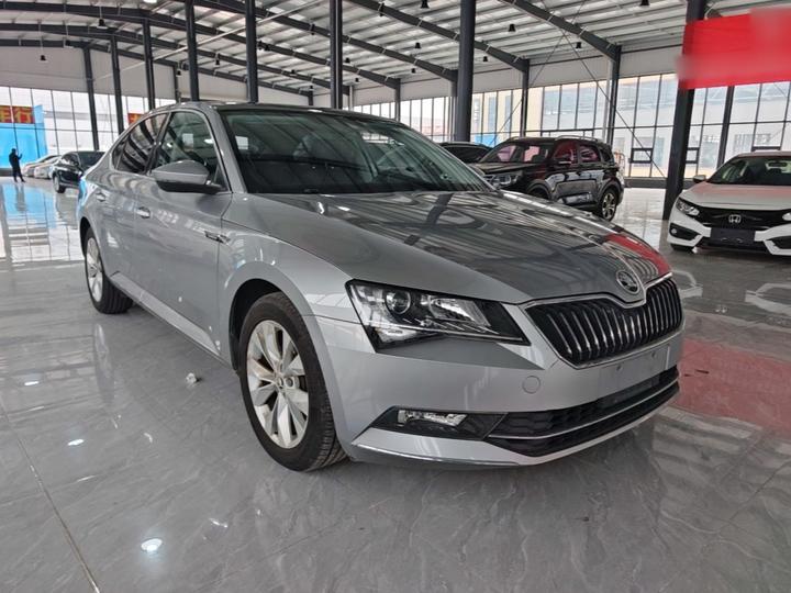 Superb 2018 TSI280 DSG Comfort China V photo 3
