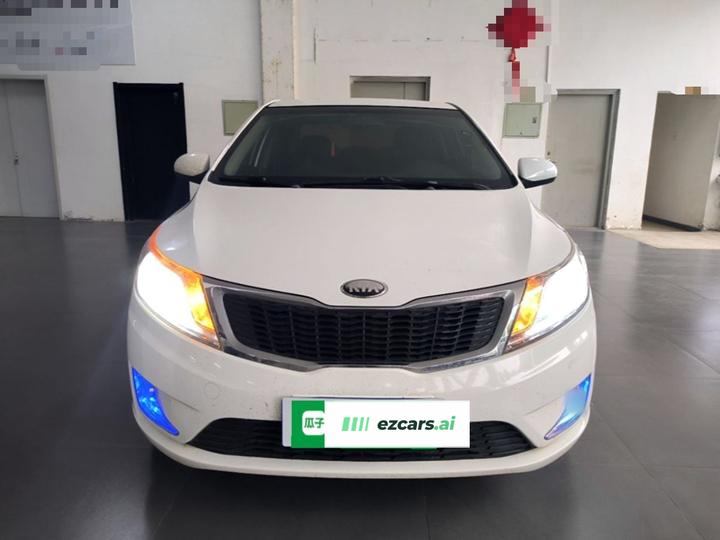 K2 2012 Sedan 1.4L MT GLS Anniversary Edition photo 2