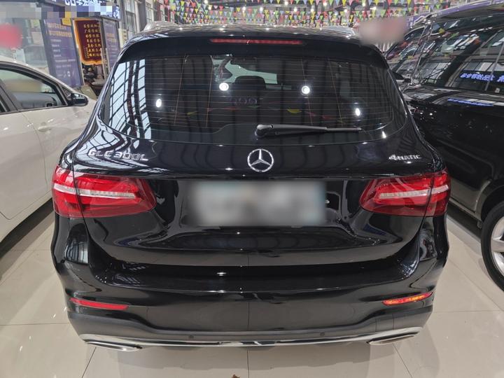 GLC 2017 GLC 260 4MATIC Dynamic photo 3