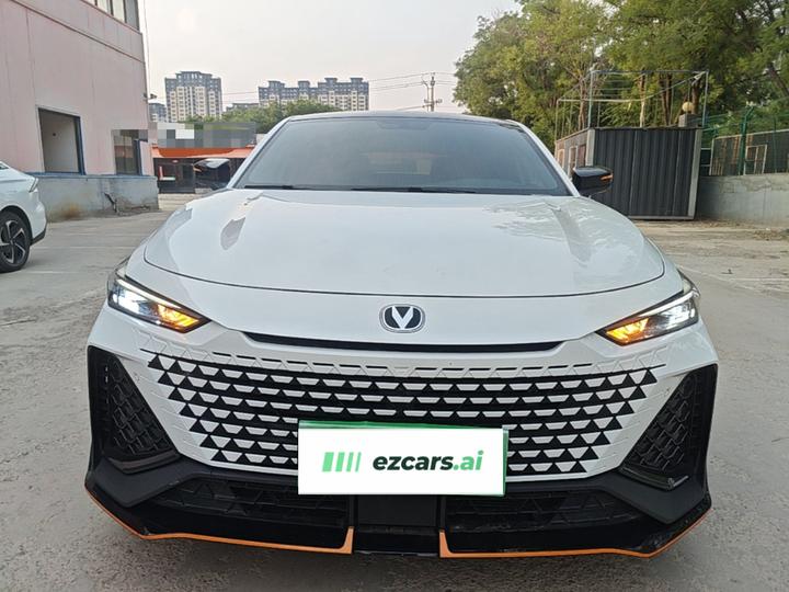 UNI-V 2023 2.0T photo 2