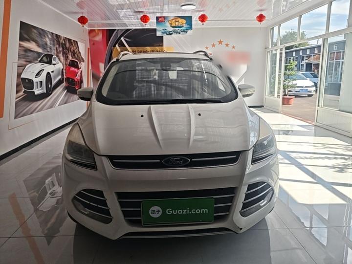 Kuga 2015 1.5L GTDi RWD photo 2