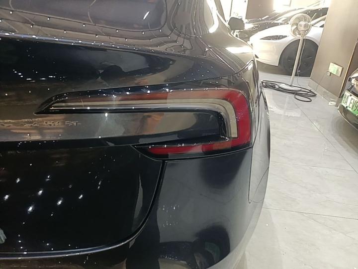 Model 3 2023 Long Range AWD photo 7