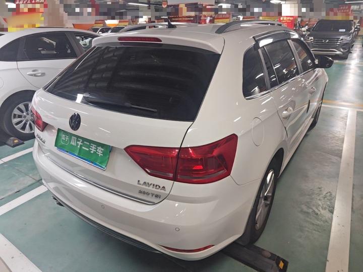 2017 230TSI DSG Comfort photo 4