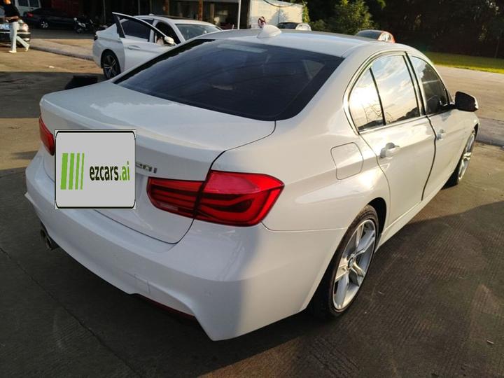 3 Series 2018 320i M Sport Package photo 4