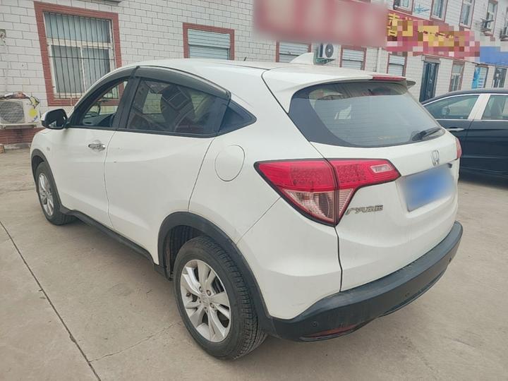 Vezel 2017 1.5L CVT RWD Comfort photo 4