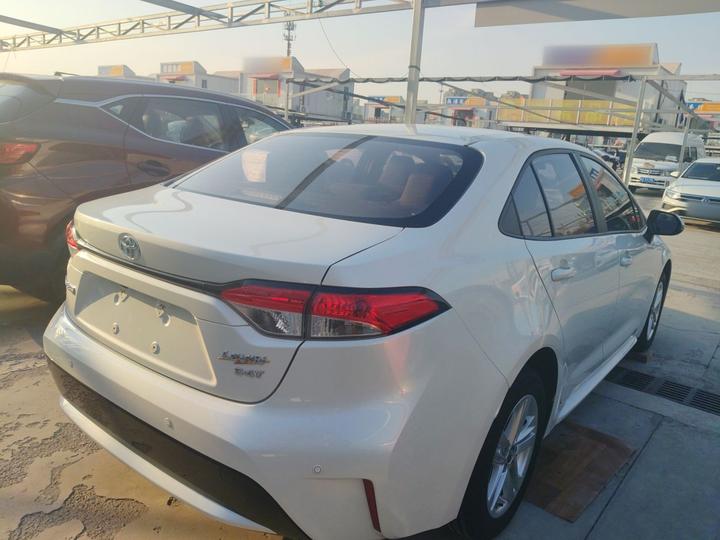 Levin 2019 185T CVT Luxury China VI photo 4