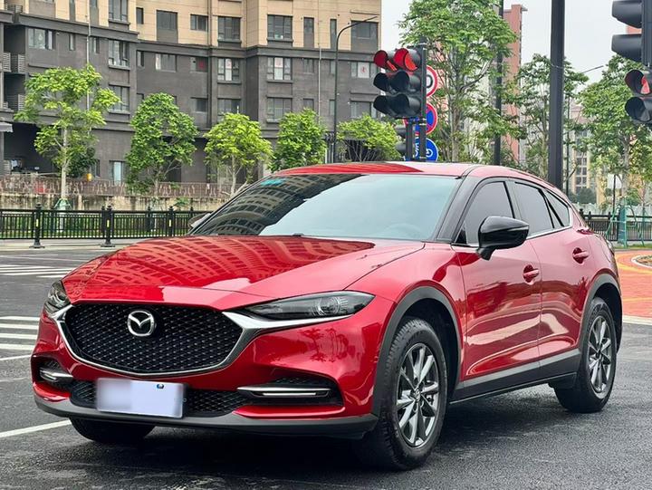 CX-4 2020 2.0L AT RWD Explorer