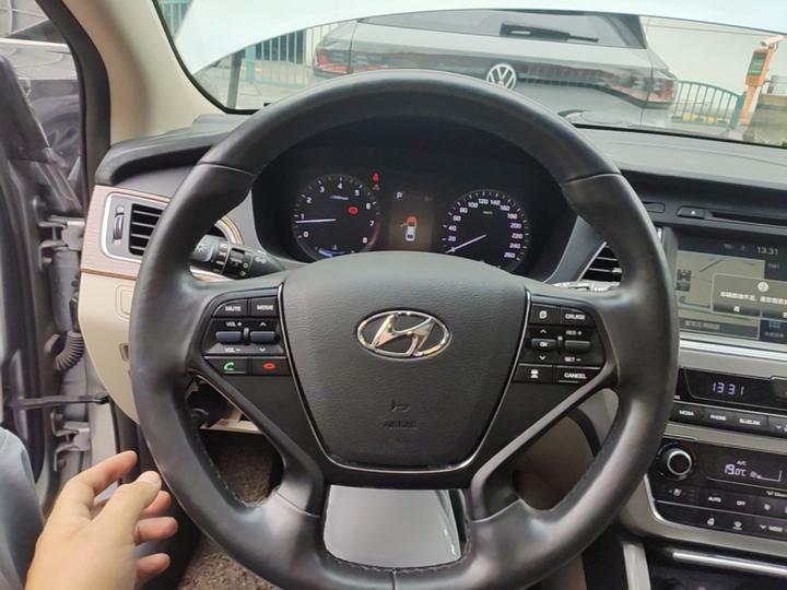 Sonata 2015 2.4L TOP Flagship photo 3
