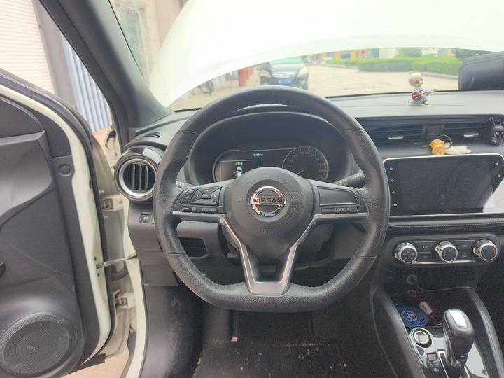 2018 1.5L CVT Connected Luxury photo 7