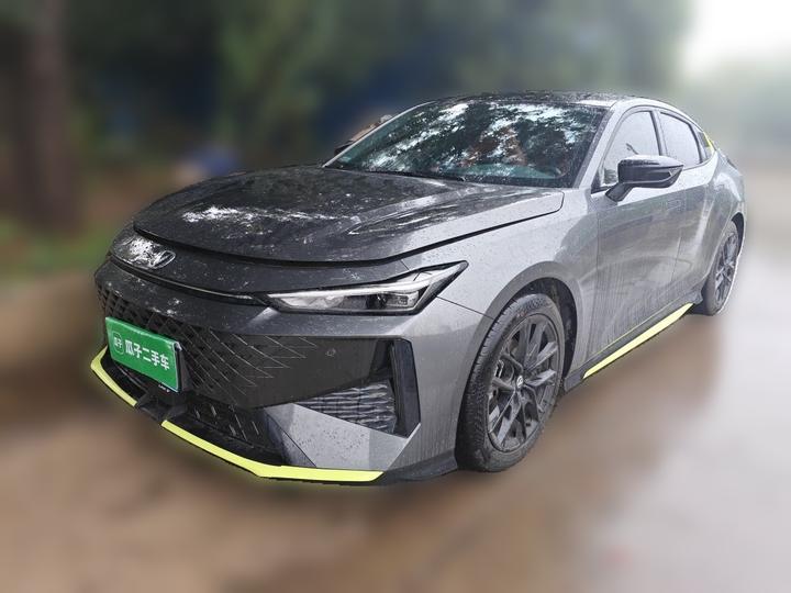 UNI-V 2024 1.5T Premium