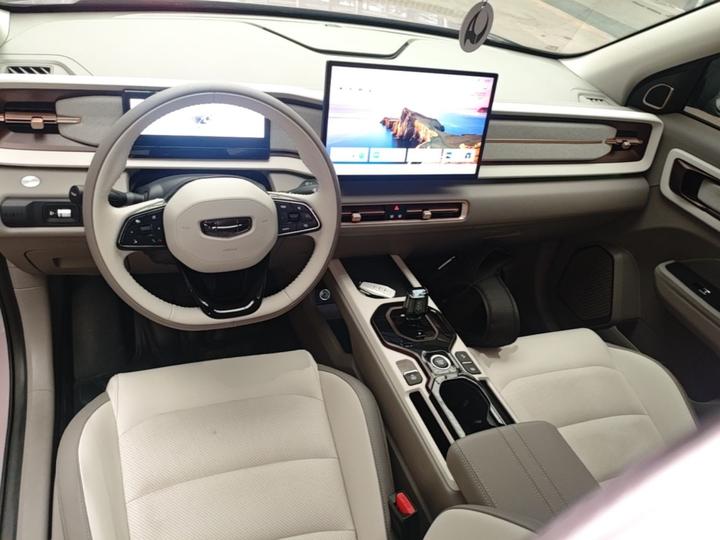 Geely icon 2026 1.5TD photo 5