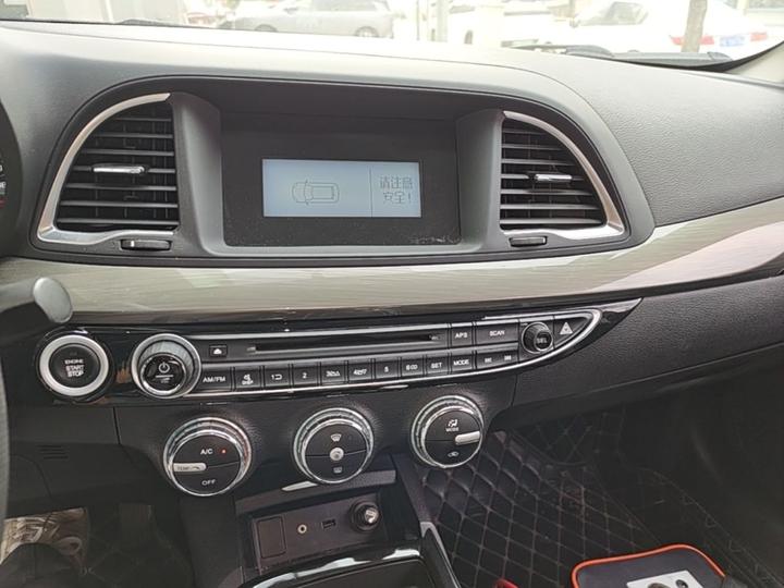 GAC Trumpchi GA6 2016 235T DCT Elite photo 4