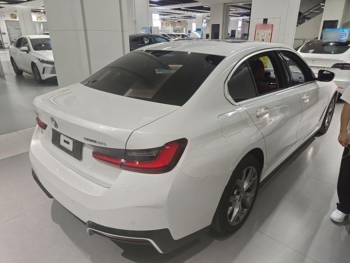 i3 2022 eDrive 35 L photo 4