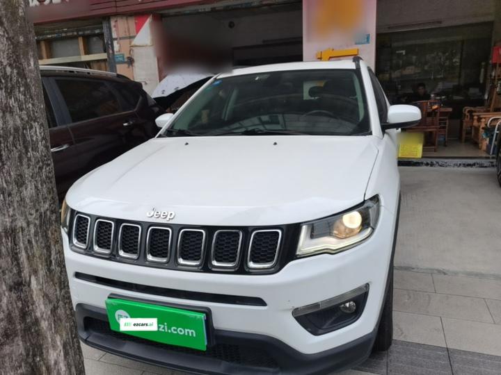 Compass 2017 200T AT photo 2