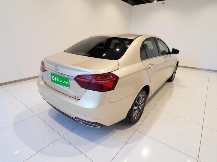 Emgrand 2020 1.5L CVT photo 6