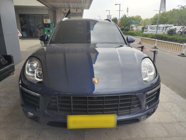 2014 Macan 2.0T photo 2