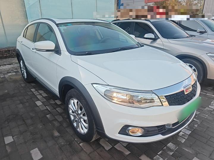 3 2018 SUV 1.6T AT Premium photo 3