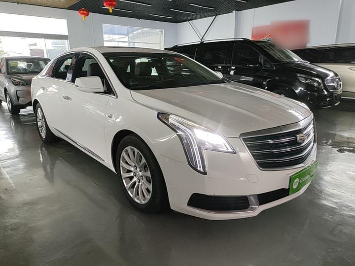 XTS 2018 28T Tech photo 3