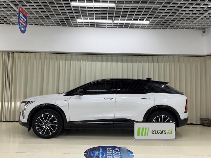 IQ 2024 AWD Long Range photo 5