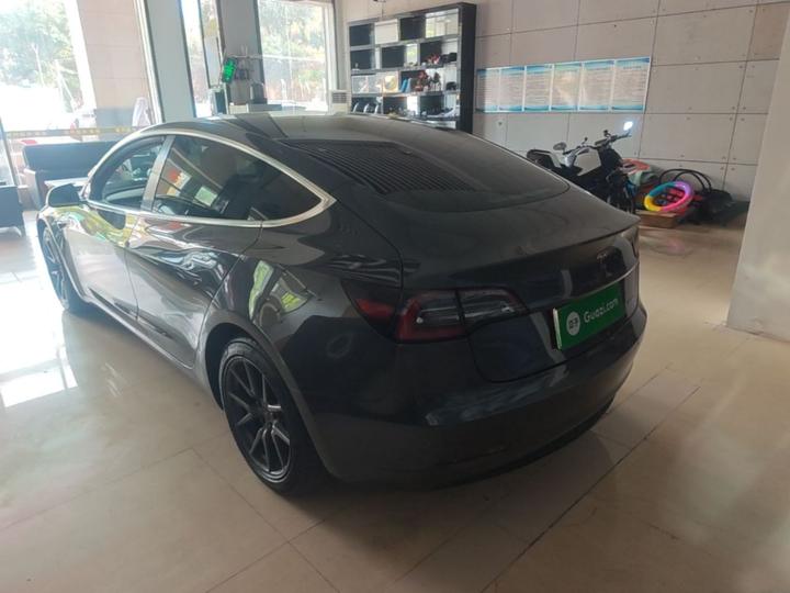 Model 3 2020 Standard Range RWD Upgraded photo 4