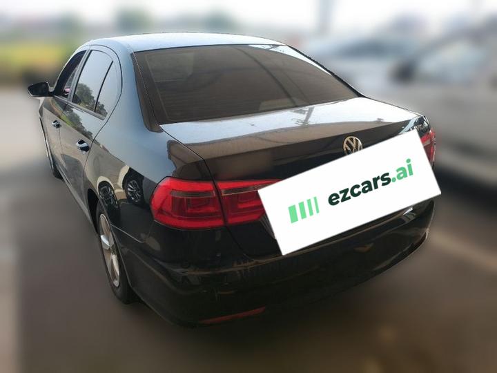 Lavida 2013 Facelift Classic 1.6L AT photo 4
