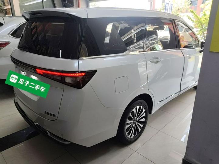 Wuling 2022 1.5T CVT Exclusive Flagship photo 6