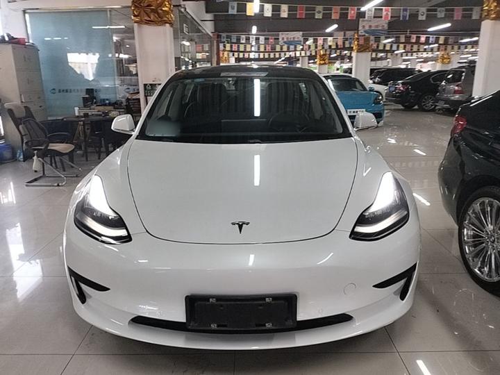 Model 3 Imported 2019 Standard Range RWD Upgraded photo 2