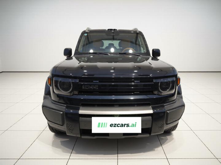 iCAR V27 2026 200KM AWD 700 photo 2