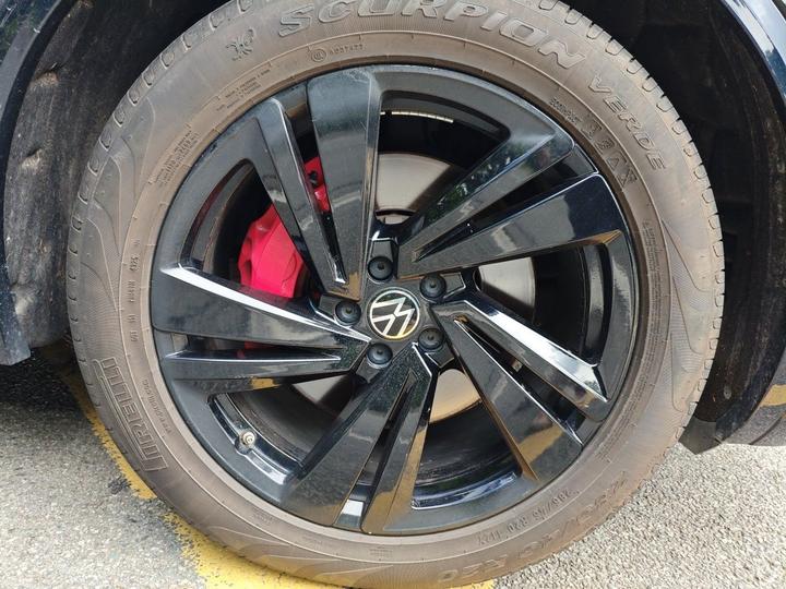 Touareg 2021 3.0TSI Sport Package photo 8