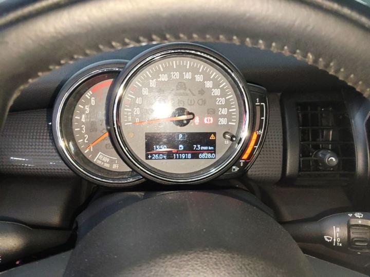 2016 1.5T COOPER 5-Door photo 7