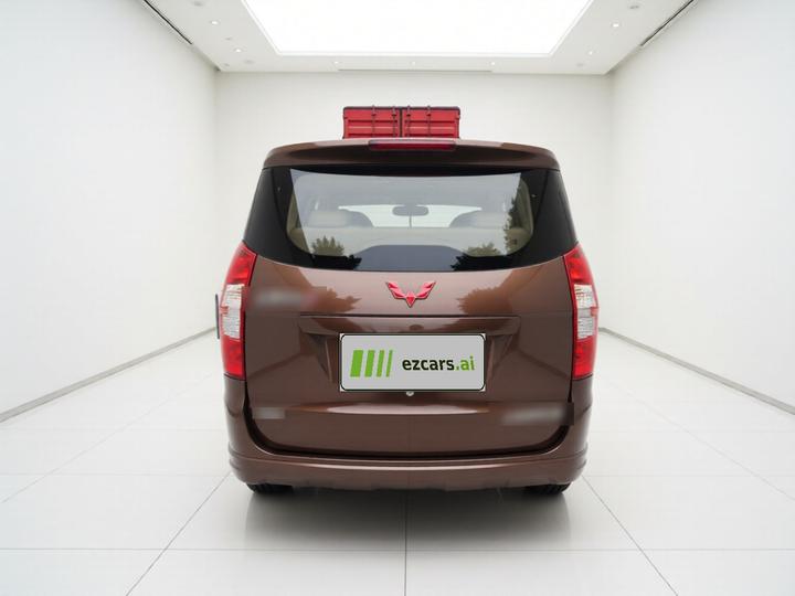 Wuling Hongguang 2016 1.5L Facelift S Comfort photo 5