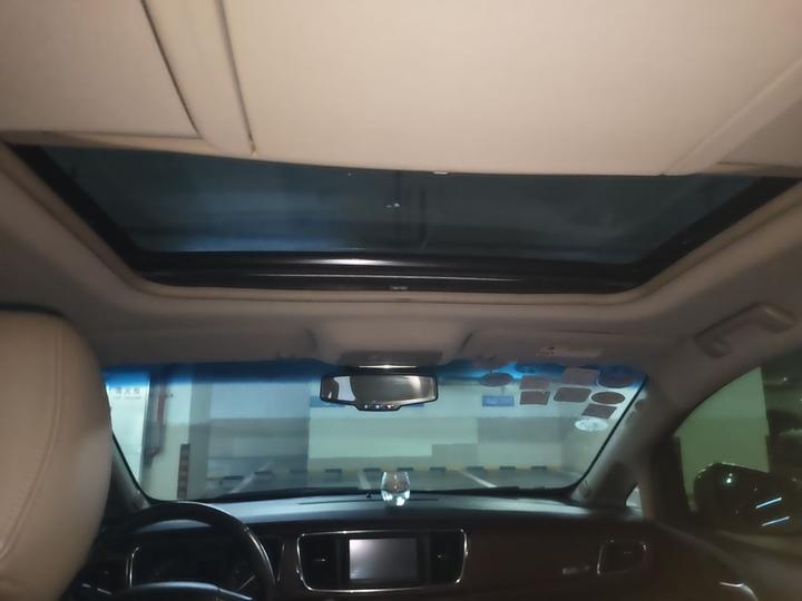 GL8 2014 3.0L XT Luxury Business Flagship photo 8