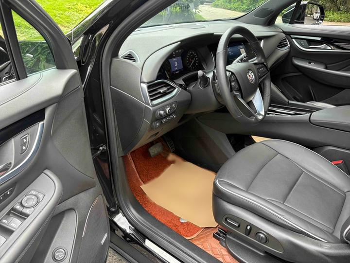 2022 652T AWD Exclusive Flagship 6-Seater photo 7
