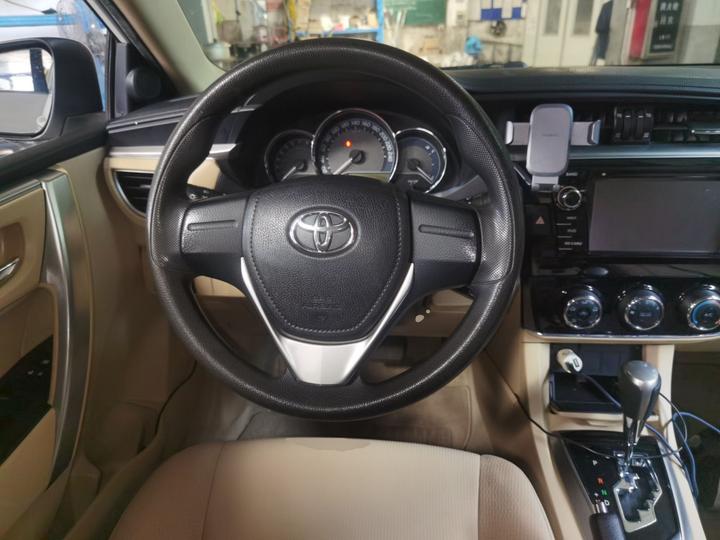 Corolla 2014 1.6L CVT GL photo 7