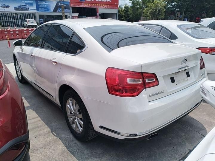 C5 2014 2.0L AT Exclusive photo 4