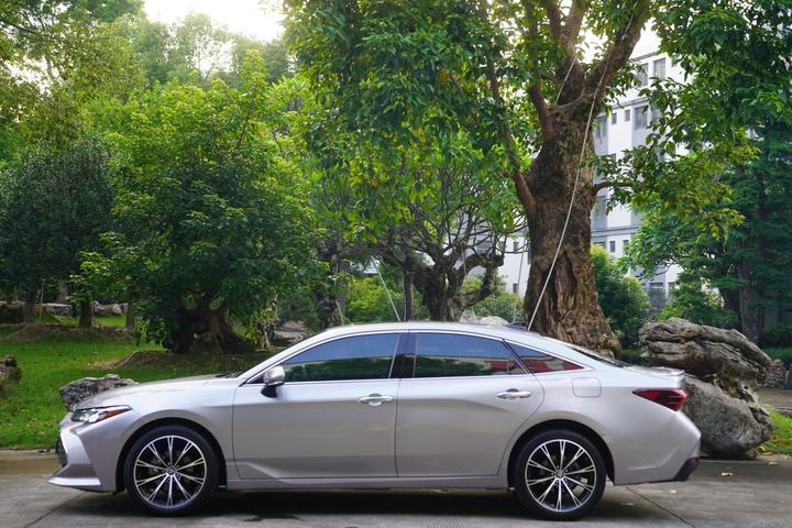 Avalon 2021 2.5L Luxury photo 4