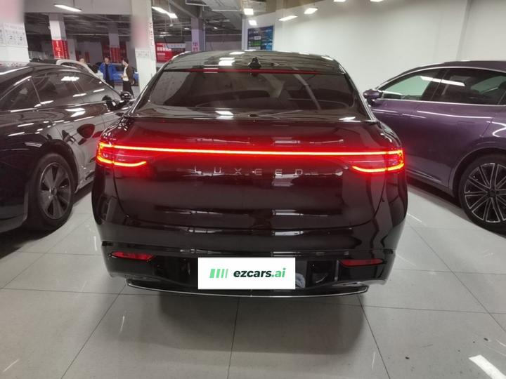HIMA Luxeed R7 2024 EV 802km Max photo 3