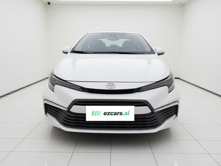 2023 2.0L Luxury photo 2
