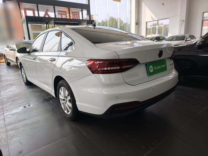 Lavida 2023 1.5L AT photo 4