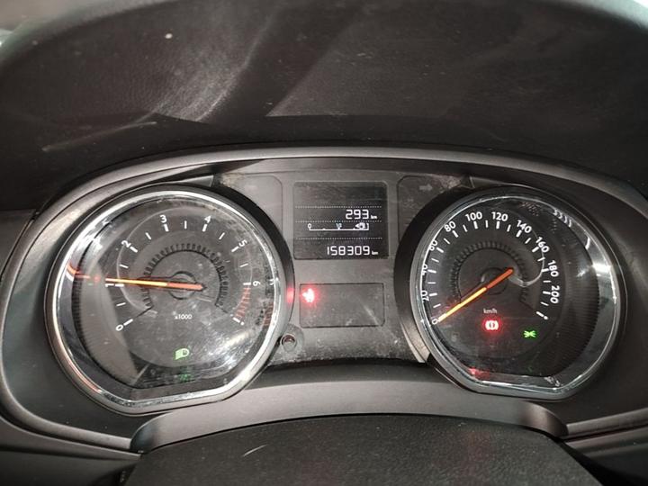 C3-XR 2015 1.6L MT Pioneer photo 3