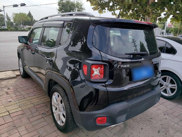Renegade 2016 1.4T AT + photo 4