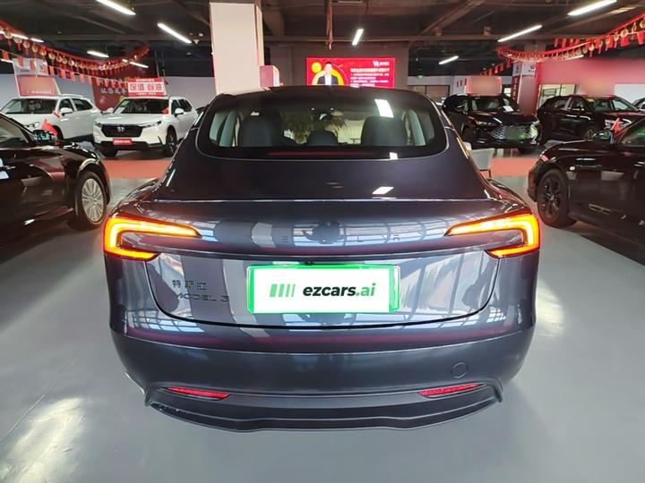 Model 3 2026 RWD photo 3