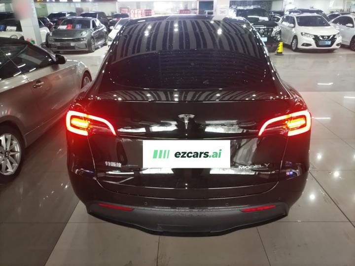 Model Y 2022 Facelift Long Range AWD photo 3