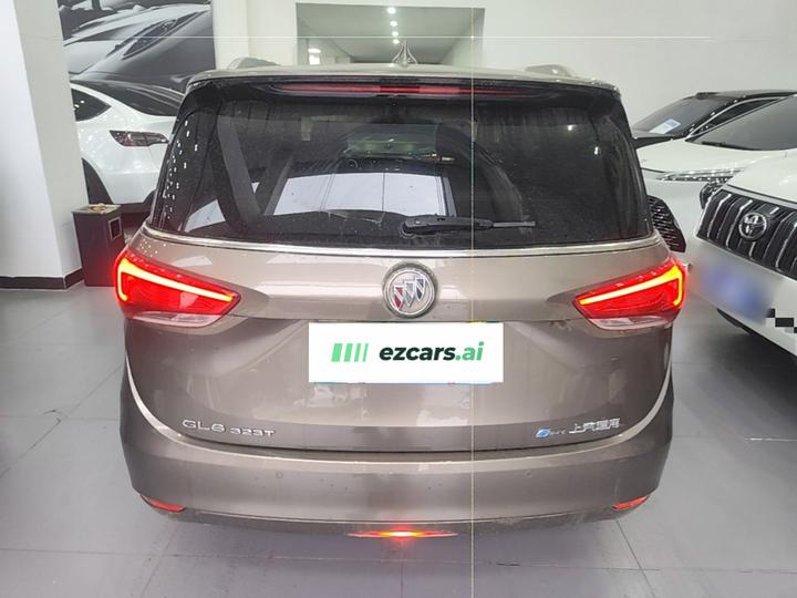 GL6 2021 323T Mild Hybrid Luxury photo 5