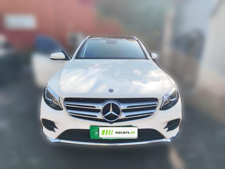 GLC 2019 Facelift GLC 260 L 4MATIC Luxury photo 2