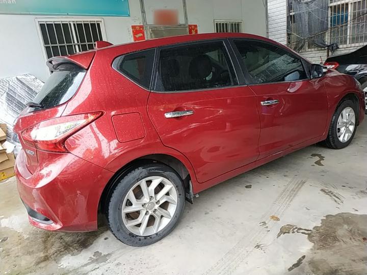 Tiida 2021 1.6L CVT photo 4