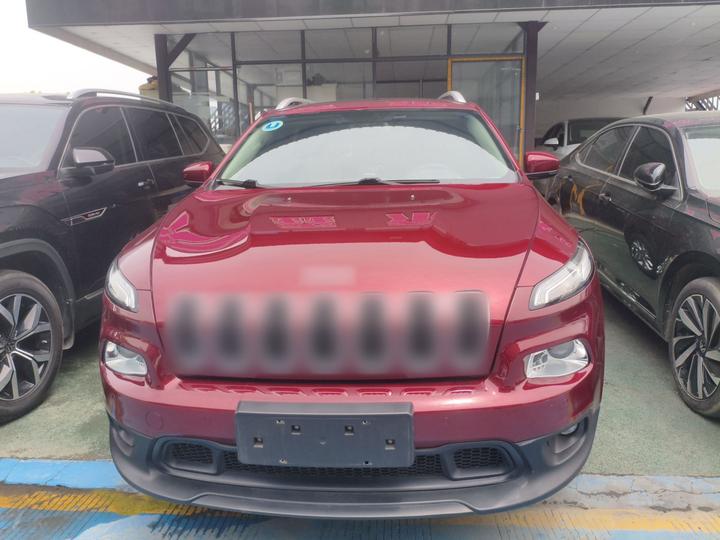Cherokee 2016 2.0L photo 2