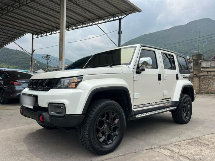 BJ40 2023 2.0D AT AWD