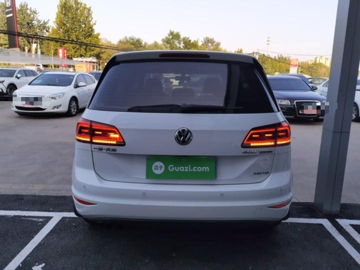 Golf 2016 230TSI AT Progressive photo 3